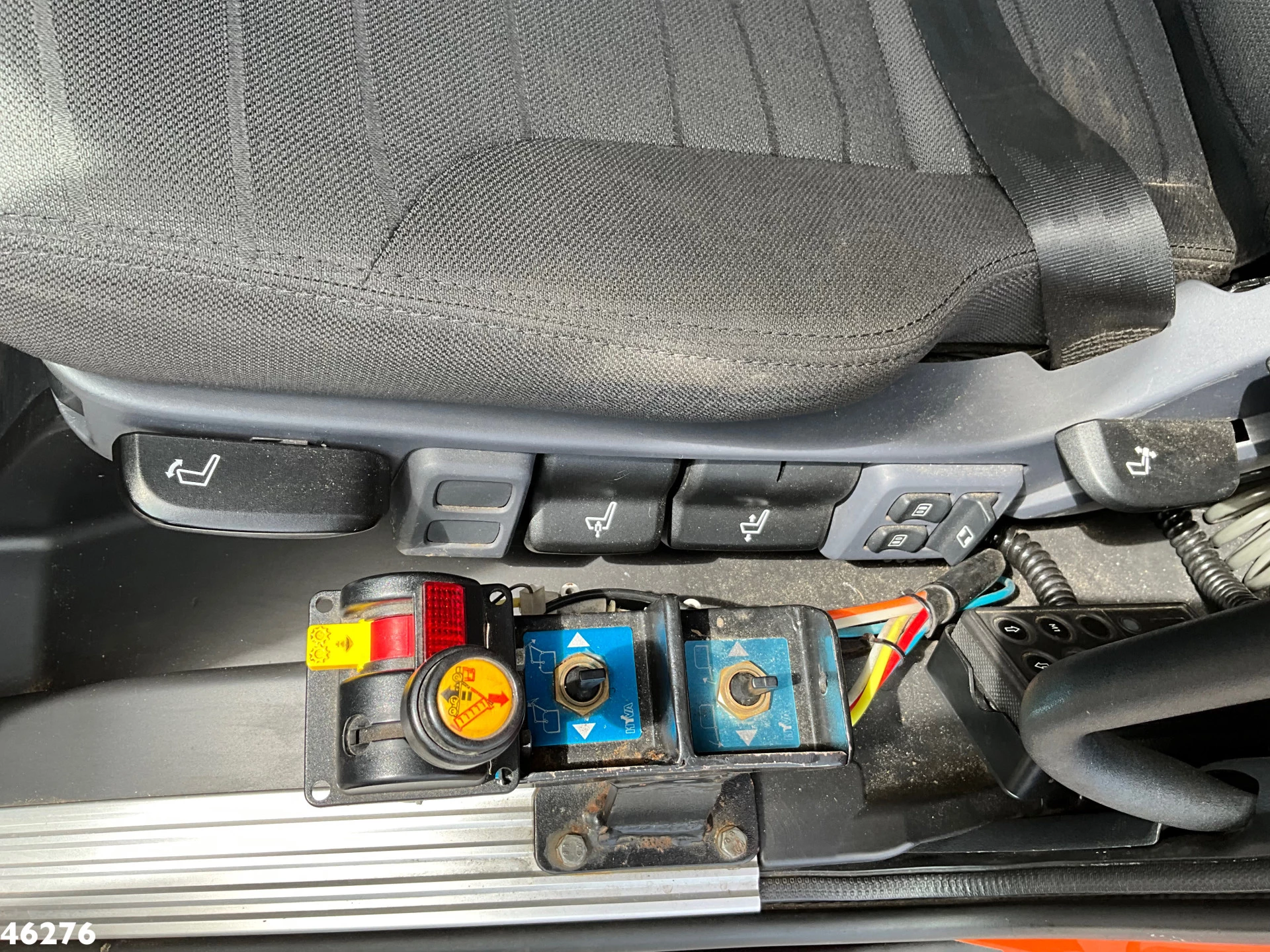 Scania P 2013 - 320 HMF 14 Tonmeter Z-kraan Just 173.443 km! image 25