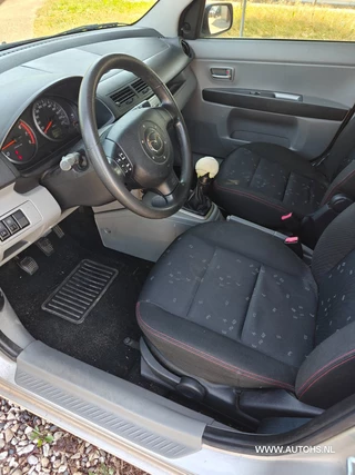 Mazda 2 2003 - 1.4 Exclusive , 5 deurs obrazek 12
