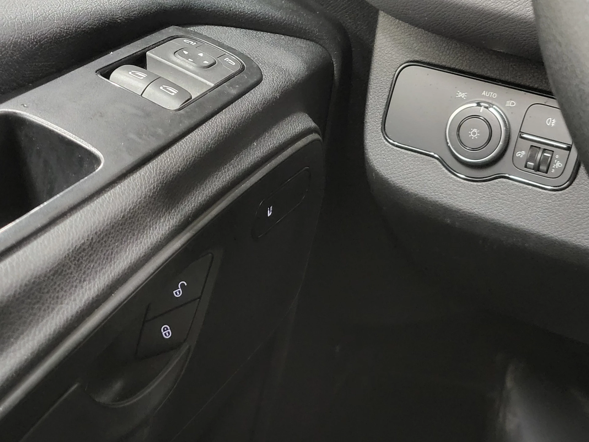 Mercedes-Benz Sprinter 2022 - 317CDI L3/H2 Automaat 3500kg Trekgewicht Euro 6! obrázek 14