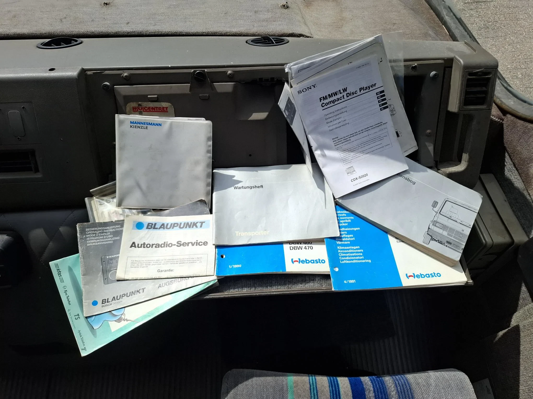 Mercedes-Benz 1991 - 814 D / 317828 KM / 23 PERSONS / FULL-STEEL / PARKHEAT+COOL / DOUBLE AIR REAR / AIRCO / MANUAL / 1991 afbeelding 35