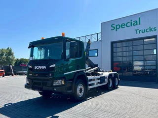 Scania P 2018 - P450 XT 6x4 / Euro 6 / Marrel AL22 S51 Haakarmsysteem (22 Ton) image 4