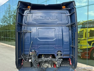 Scania R 2023 - R560 SUPER FULL OPTIONS PTO + HYDRAULICS SPECIAL SHOW TRUCK ONLY 266.000 KM BELGIUM-TRUCK obrazek 21