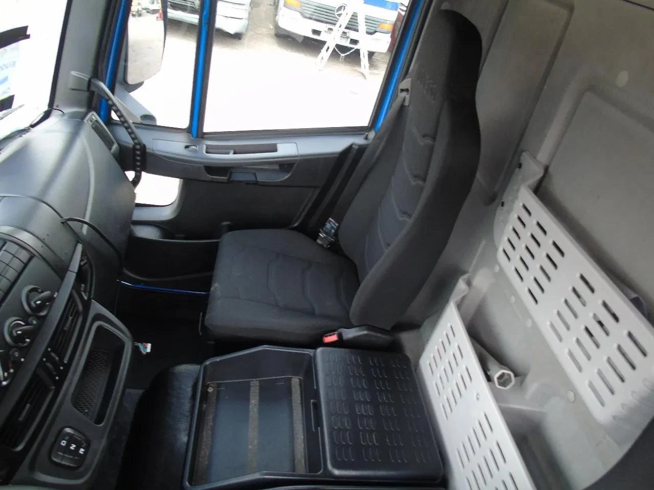 Iveco Eurocargo 2018 imagem 13