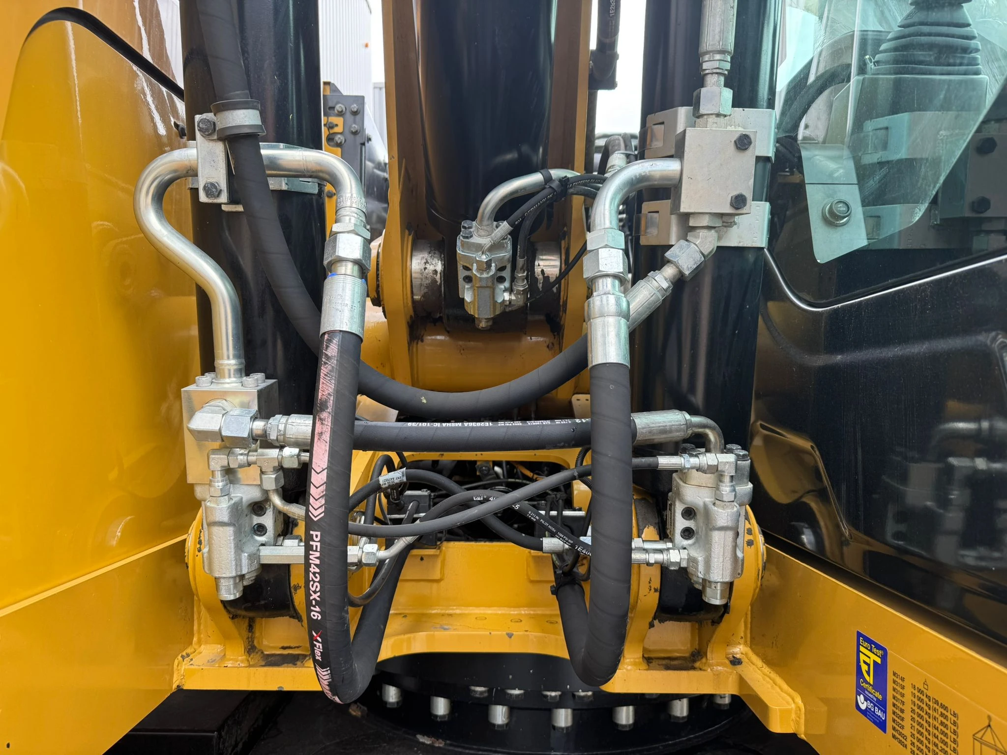 Caterpillar M320F 2017 zdjęcie 21