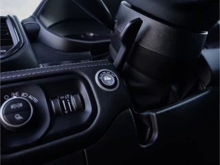 Dodge Ram 1500 2024 - 5.7 V8 4x4 Crew Cab Limited изображение 36