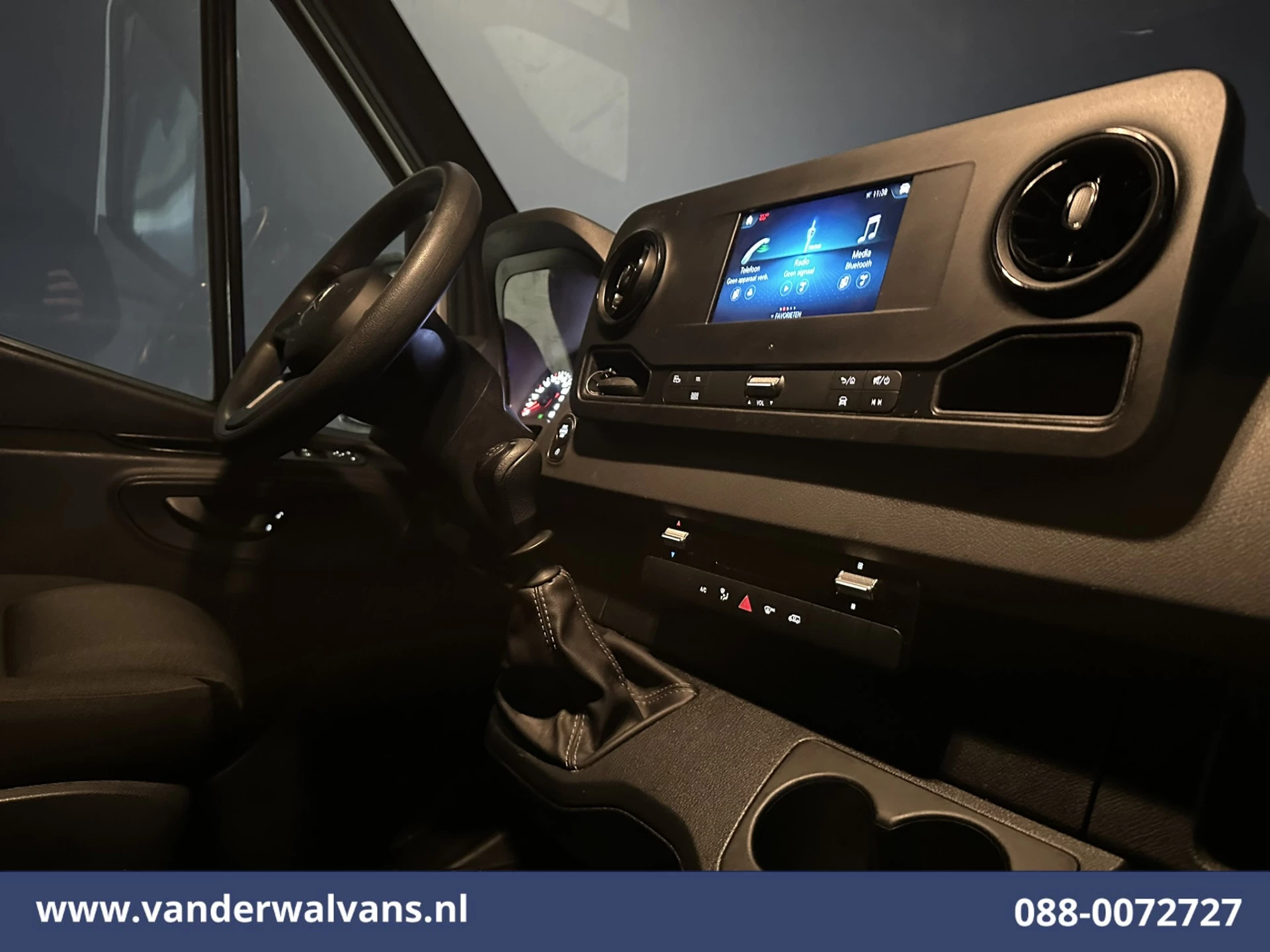 Mercedes-Benz Sprinter 2021 - 315 CDI 150pk L2H1 Euro6 Airco | Camera | Apple Carplay | Chauffeursstoel obrázek 13