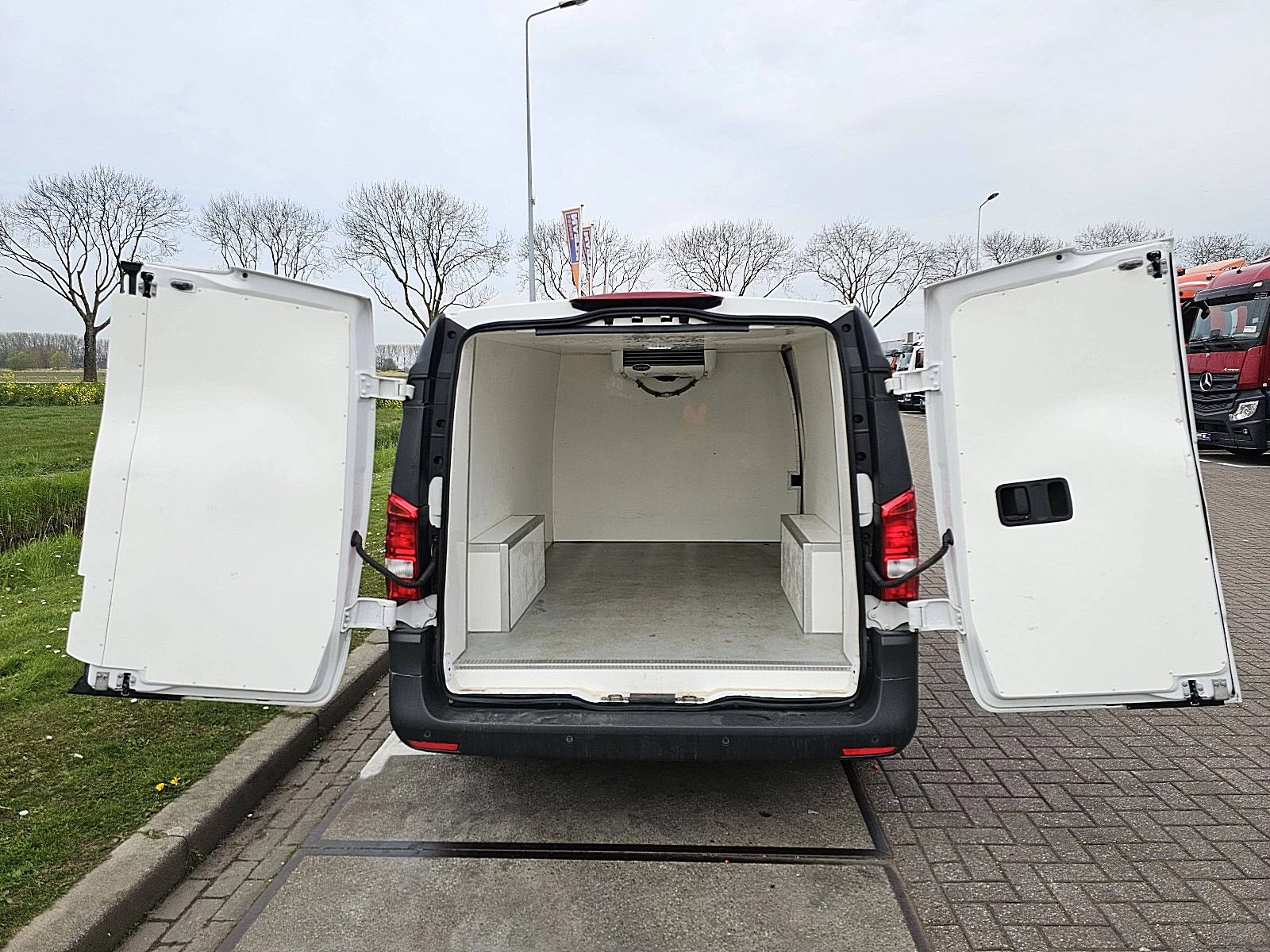 Mercedes-Benz Vito 2022 - 116 immagine 14