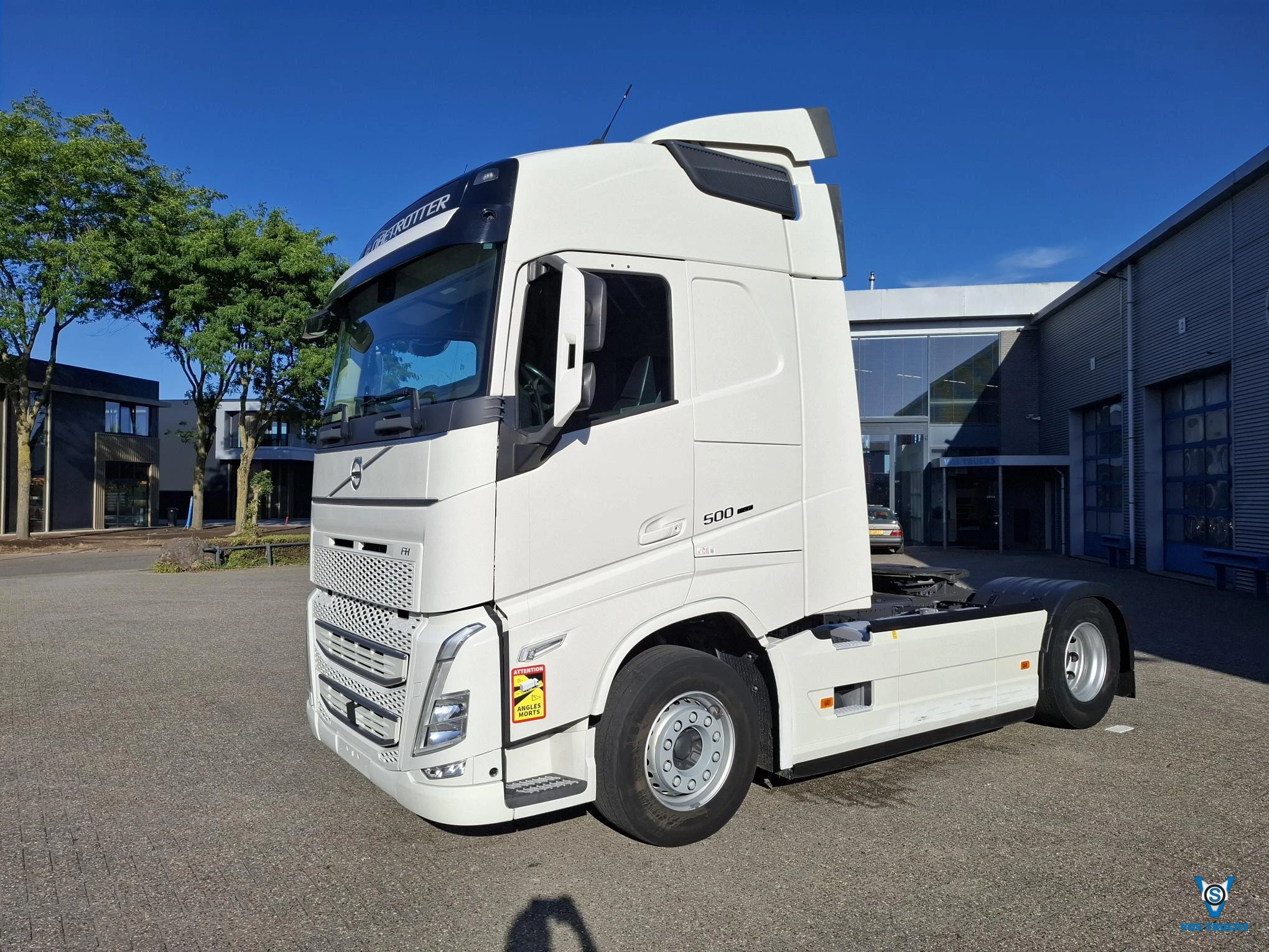 Volvo FH 2021 - FH5-500 / VEB+ / 615171 KM / I-PARKCOOL / NB CHASSIS / DOUBLE TANK / FULL-SPOILER / 2XBED / FRIDGE / LWDS / AUTOMATIC / EURO-6 / 2021 afbeelding 1
