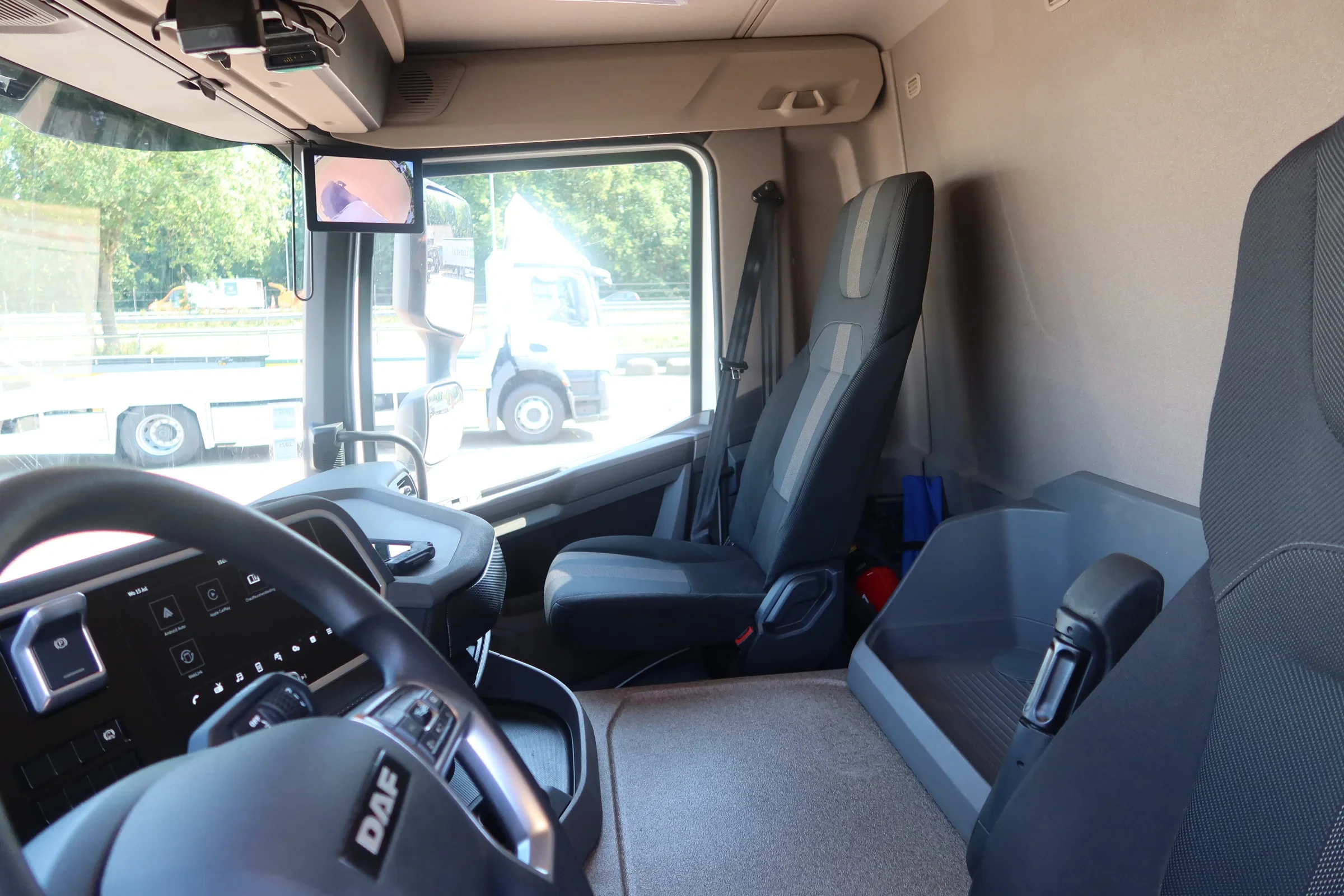 DAF XD 2024 - XD 300 Bak+Klep 2.000 kg obrázek 5