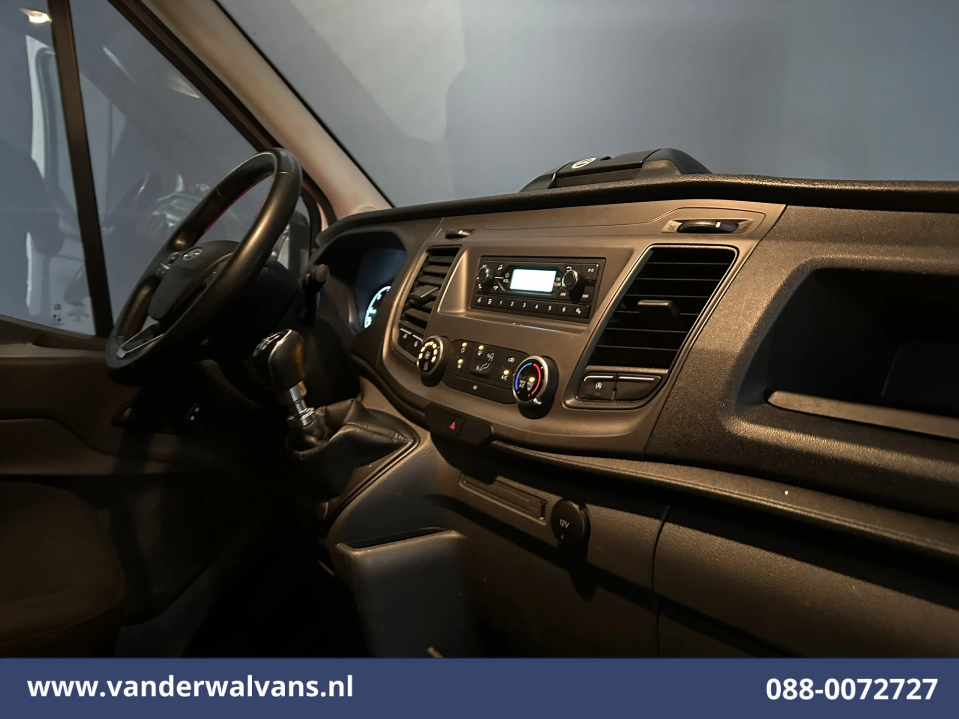 Ford Transit 2022 - 2.0 TDCI 161pk Bakwagen Laadklep Euro6 Airco | Cruisecontrol | Verwarmde voorruit изображение 14