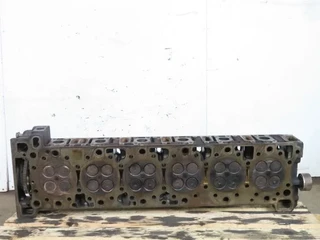 Mercedes-Benz - Engines & Parts Cilinderkop MB OM471 afbeelding 1 miniatuur
