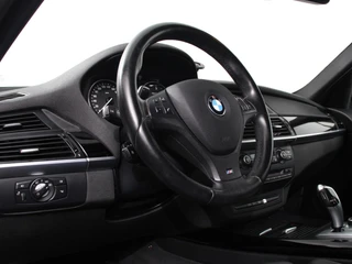 BMW X5 2013 - xDrive40d High Executive 306PK image 2 miniature