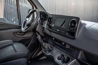Mercedes-Benz Sprinter 2019 - 311 CDI RWD L2H2 | | Volledig Ingericht | Mbux | Camera | Climatronic afbeelding 2 miniatuur