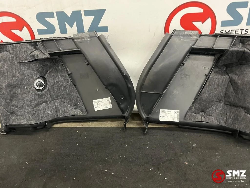Mercedes-Benz - Occ set interieur met zetels S204FL Mercedes obrázek 31