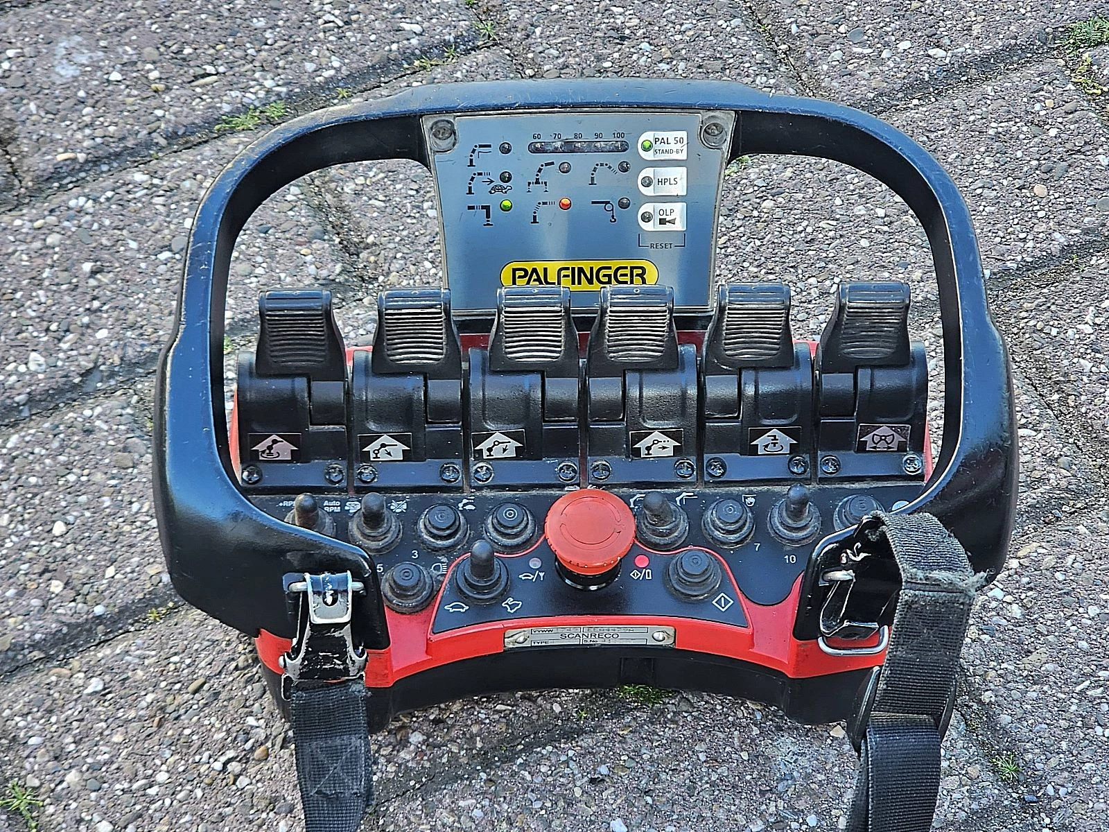 Renault 2018 - K 380 image 15