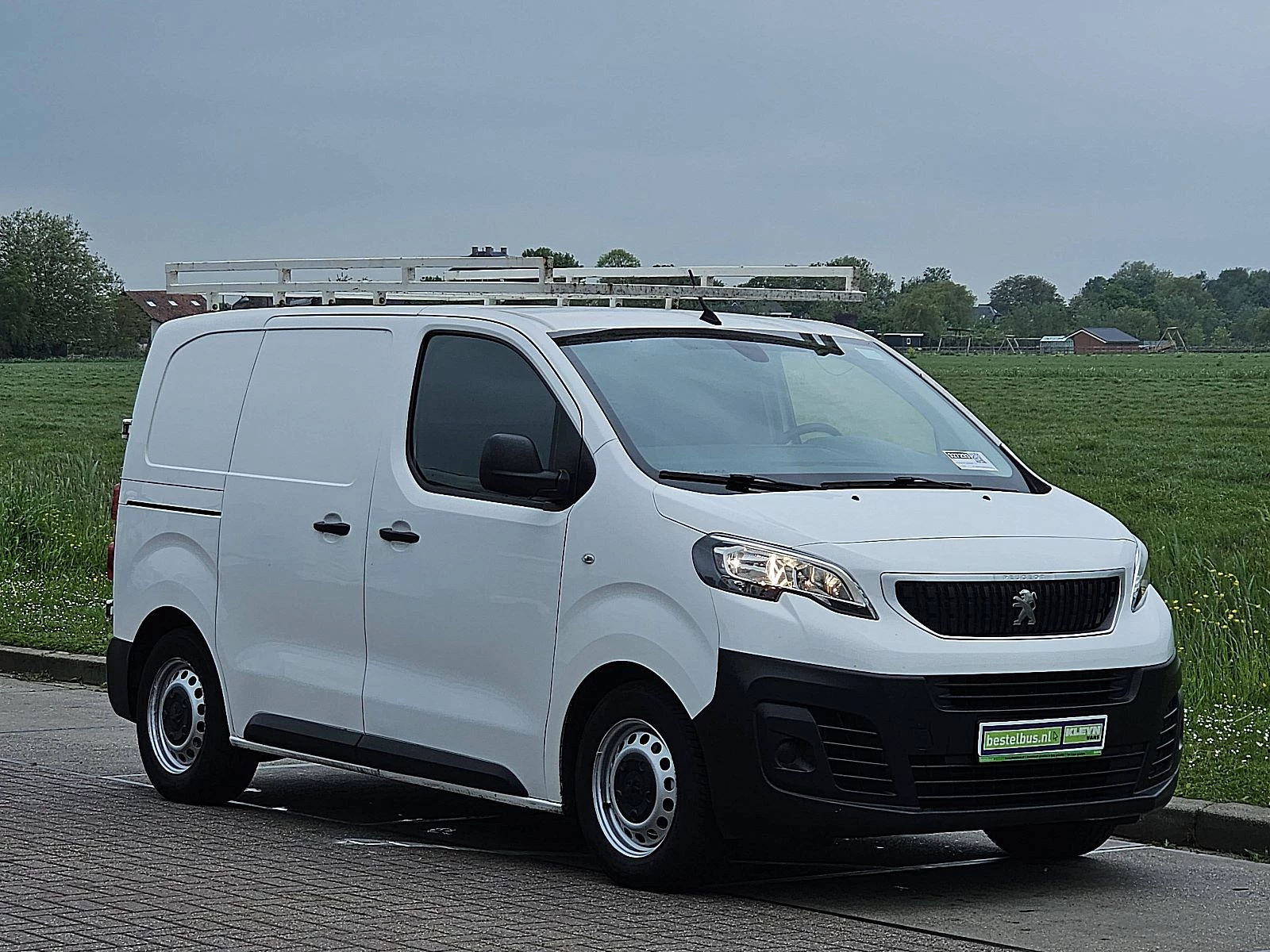 Peugeot Expert 2017 - 1.6 Bild 5