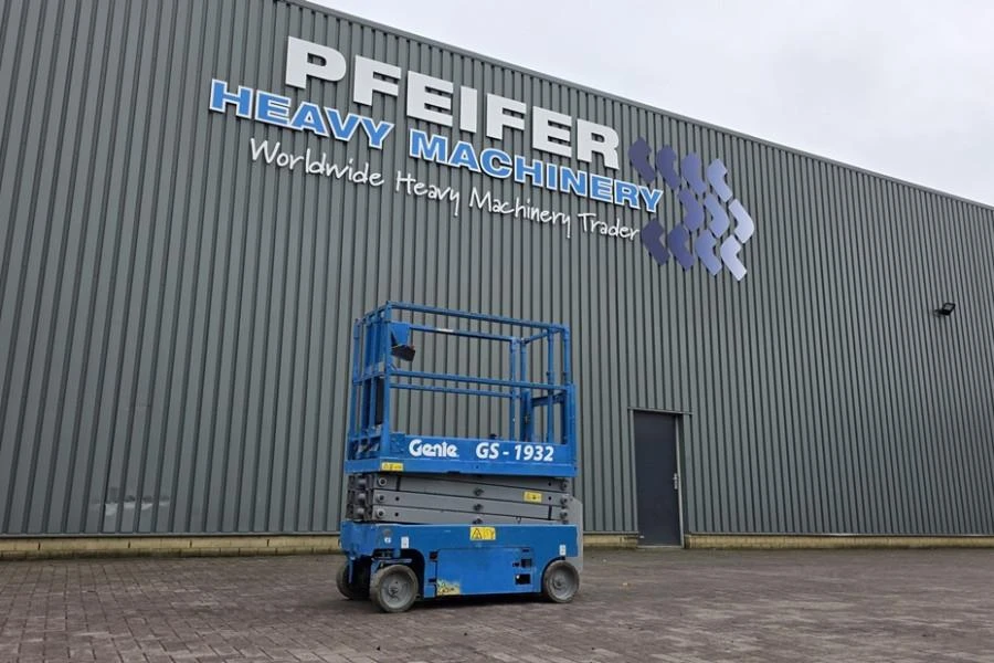 Genie 2013 - GS1932 Electric, Working Height 7.8 m, 227kg Capac immagine 1