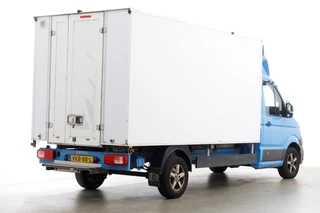 Volkswagen Crafter 2021 - 35 2.0 TDI E6 Bakwagen met achterdeuren 2-Persoons 04-2021 image 2 thumbnail