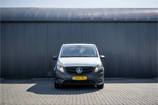 Mercedes-Benz eVito 2022 - Tourer | 90KWH | WLPT 367KM | Volledig Elektrisch | SOH 97.5% | Camera | Navi | Stoelverw. | Airco | 3-Zits image 3 thumbnail