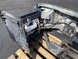 Volvo N/A 2012 - 20961643 BUMPER COMPLETE  zdjecie 5