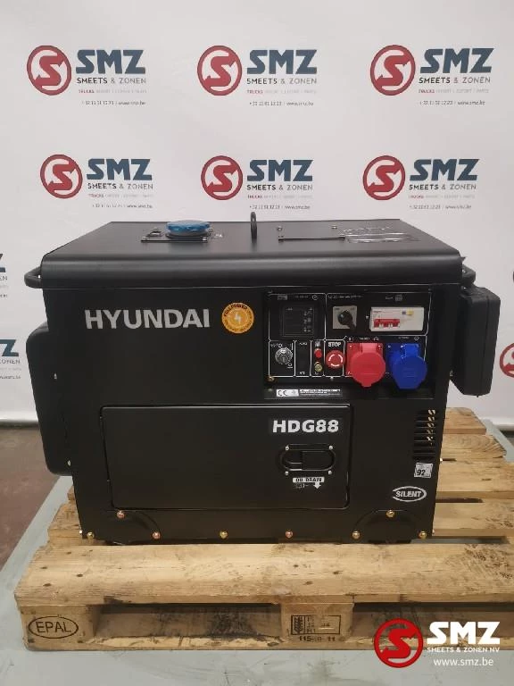 Hyundai - Stroomgroep Hyundai HDG88 8KVA 14HP afbeelding 1