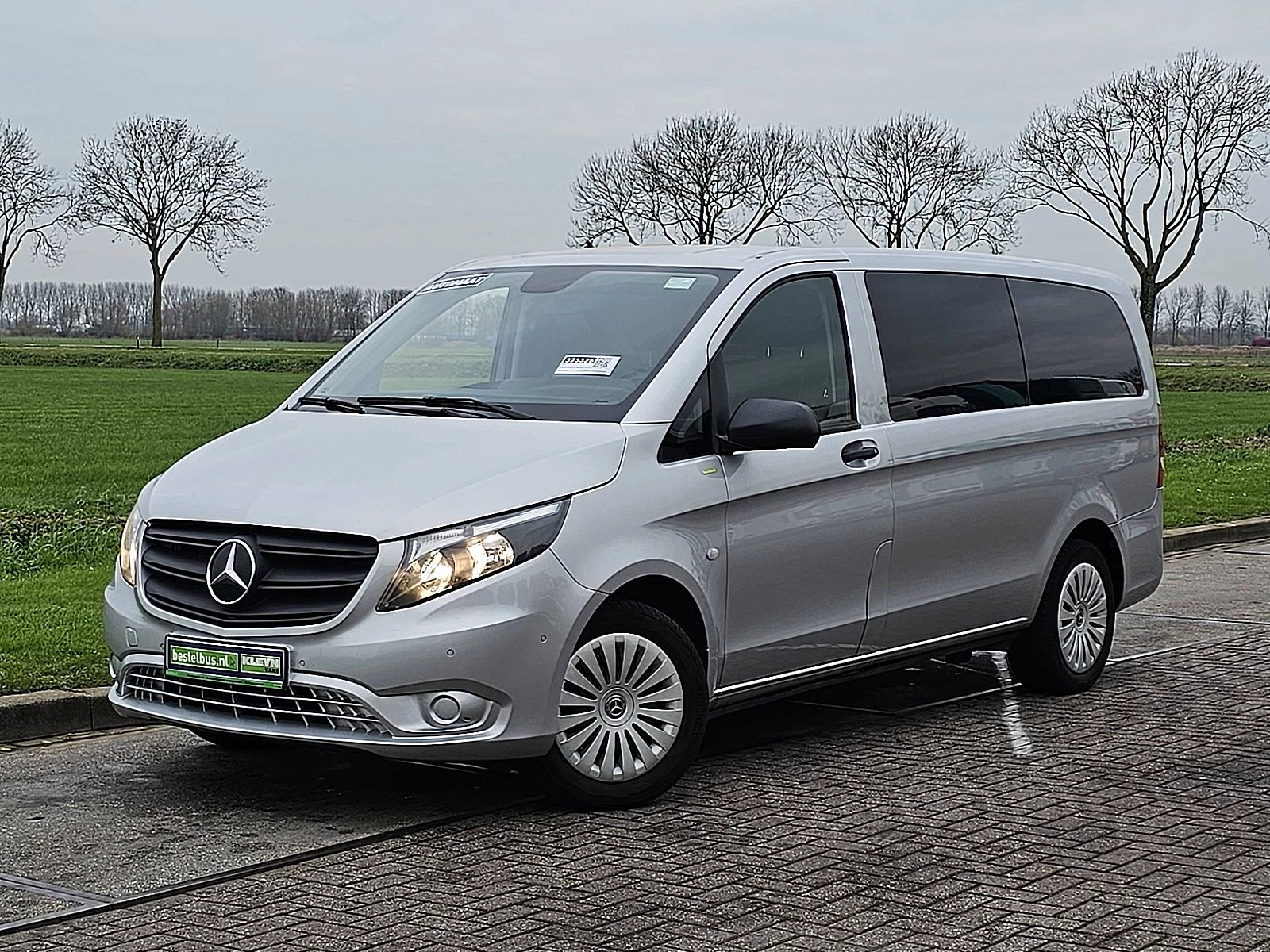 Mercedes-Benz Vito 2023 - 114 CDI TOURER obrázek 2