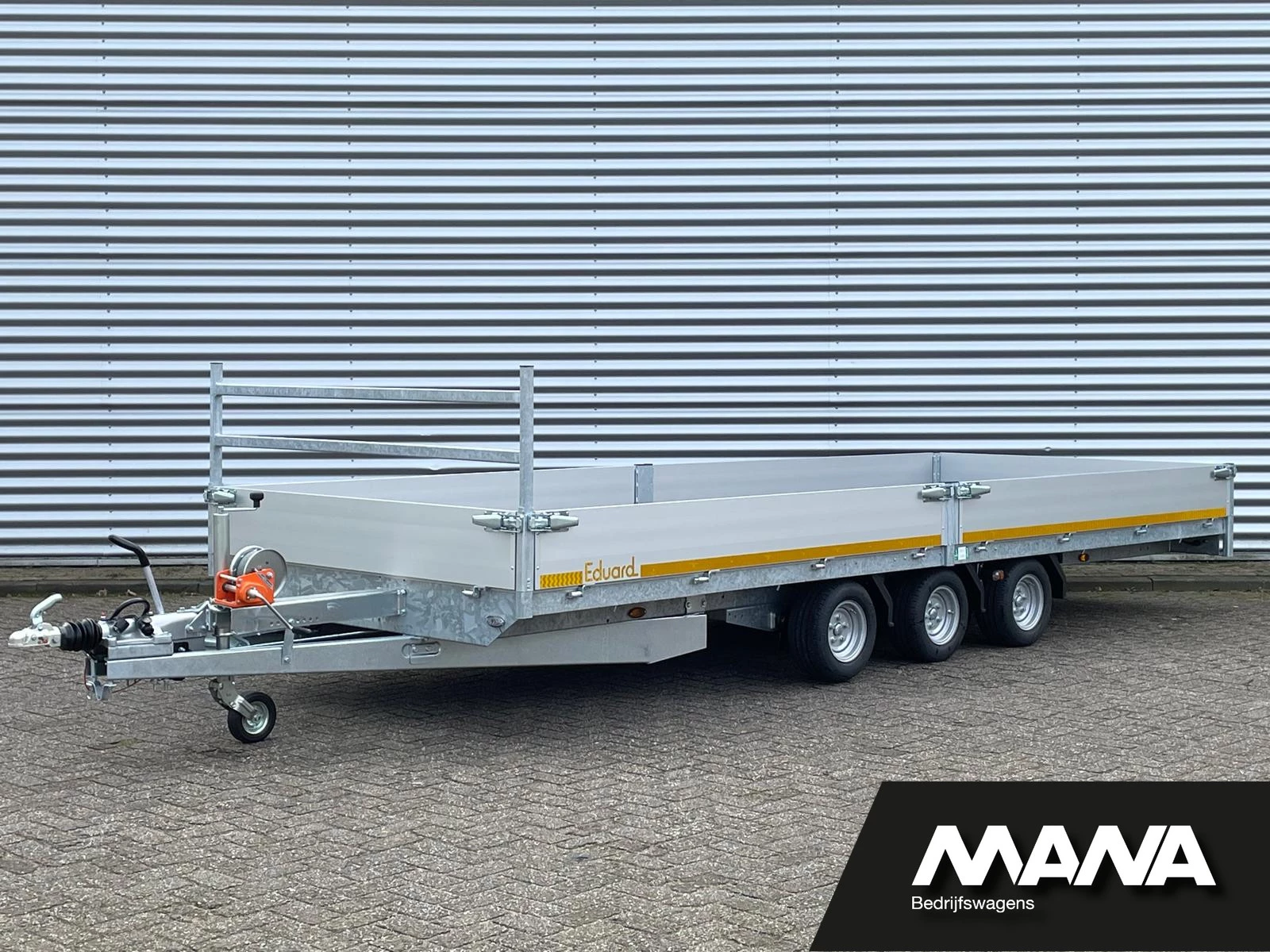 Eduard P5 2024 - 5520 Plateau 3500kg 550X200 Lier + Oprijplaten 3-asser afbeelding 1