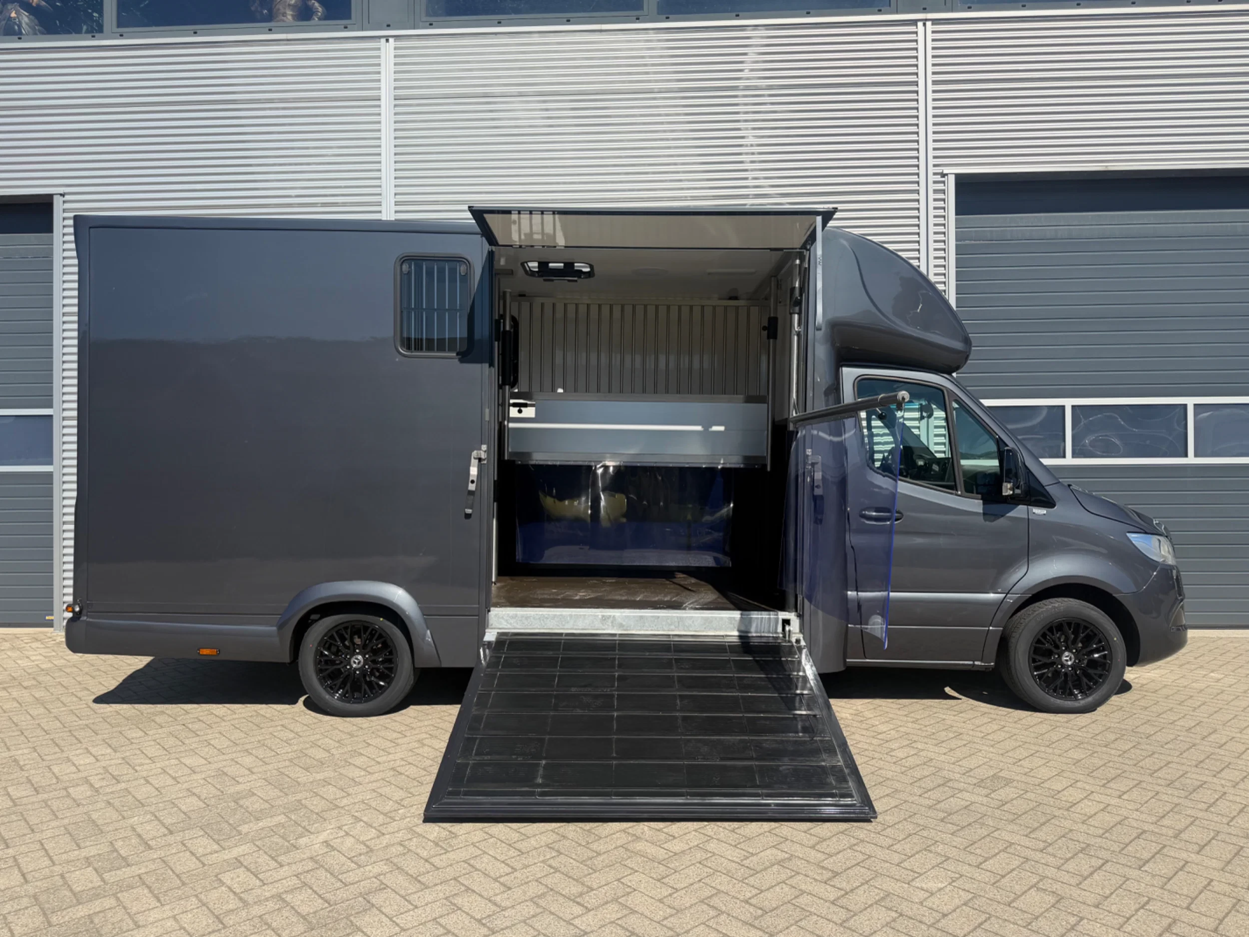 Mercedes-Benz Sprinter 2020 - 314CDI Paardenwagen Horsetruck TVW Hengsten Uitvoering L3 Automaat Airco Bild 25