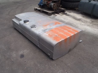 Diverse N/A - 400 LITER BRANDSTOFTANK 166 X 75 X 35 CM image 4