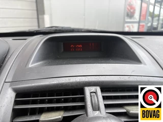 Renault Mégane 2005 - 1.6-16V Privilège Luxe APK tot 07-2027 obrazek 16