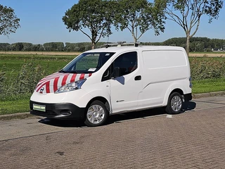 Nissan e-NV200 2021 image 2 thumbnail