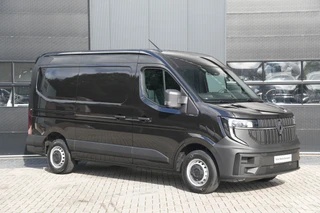 Renault Master 2026 - E-Tech T35 L2H2 Advance Long Range 87 kWh 143pk - Navi - Camera - Betimmering - Stoelverwarming - AC-DC laden - Trekhaak - Rijklaar afbeelding 3 miniatuur