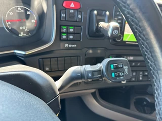 Scania S 2018 - S500 6x4 RETARDER / ontheffing 78 ton / NL-truck / APK: 09-2026 image 26