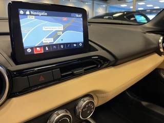 Mazda MX-5 2018 - ND Roadster 1.5 SkyActiv-G 131PK Sakura Limited Bose Leder PDC afbeelding 25