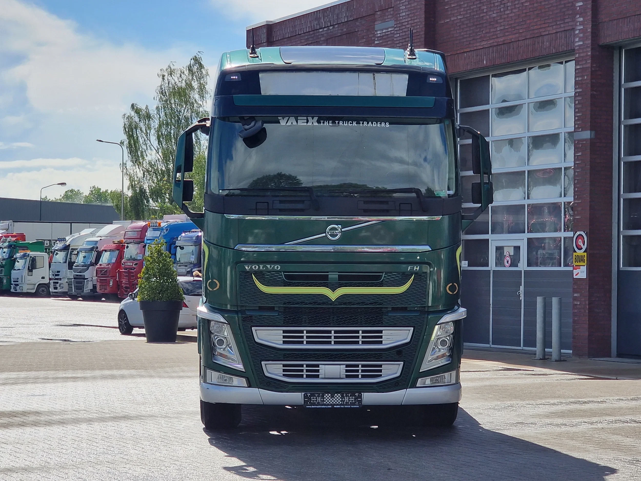 Volvo FH 2019 - 13.460 Globetrotter 4x2 - ADR - Chassis cover - Alloy - Navi Bild 2