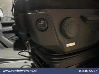 Volkswagen Crafter 2020 - 2.0 TDI 141pk L3H3 (L2H2) Euro6 Airco | Massagestoel | Camera | Apple Carplay | Cruisecontrol obrazek 6