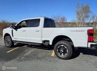 Ford F-250 2026 - USA 6.7 V8 Platinum Tremor image 2