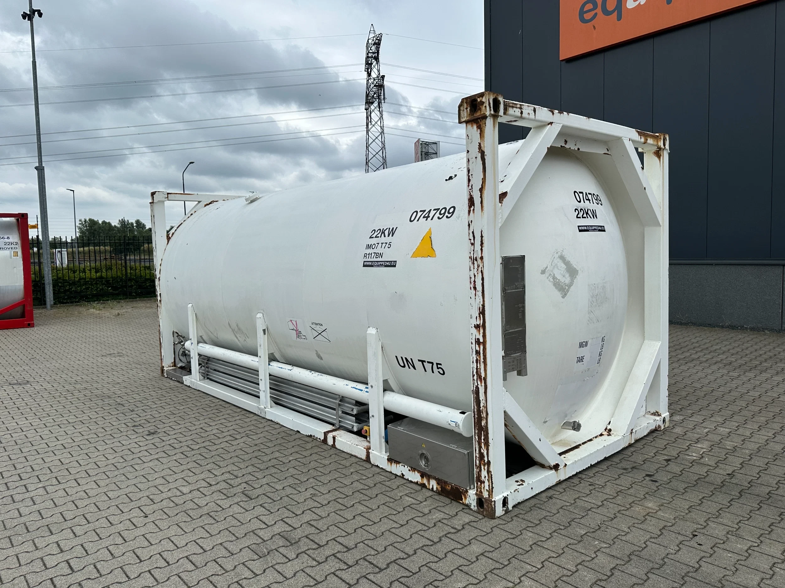 Air Liquide Italia SRL 2000 - CERTIFIED 20FT CRYOGENIC T75 ISO Tank Container (19,060L / R11.7BN / 22KW / TESTS valid until: 12-2028 afbeelding 7