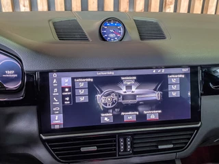 Porsche Cayenne 2018 - 3.0 V6 340PK Automaat zdjecie 13