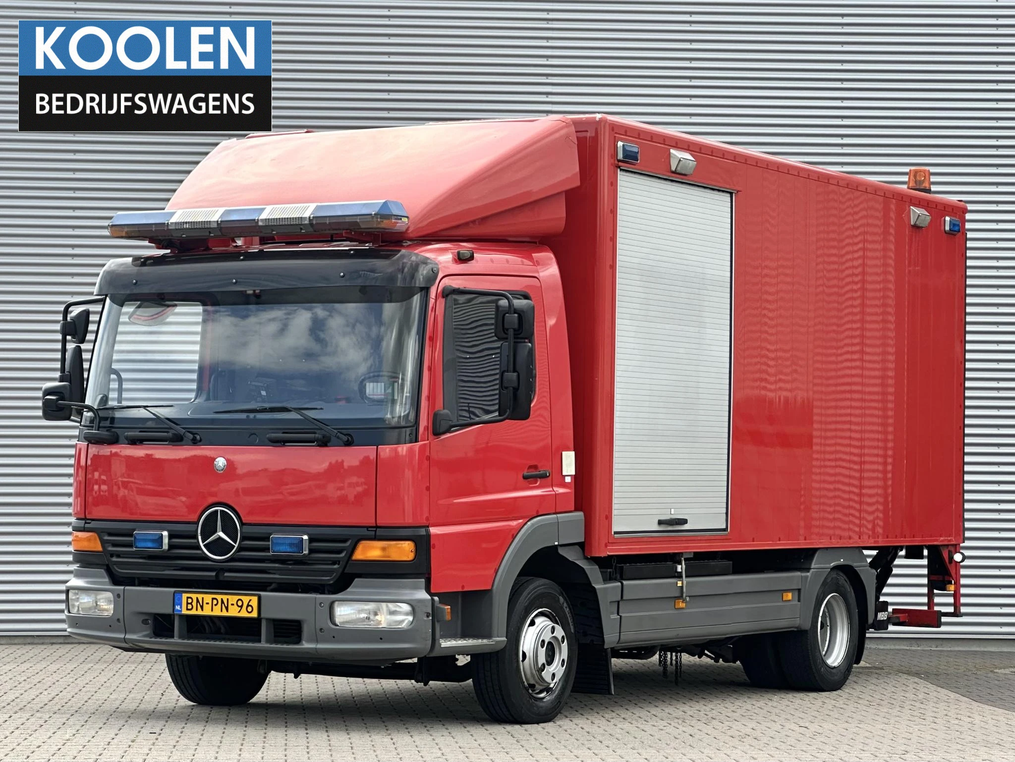 Mercedes-Benz Atego 2003 - 970.04 1018 laadklep trekhaak Brandweerauto obrázek 1