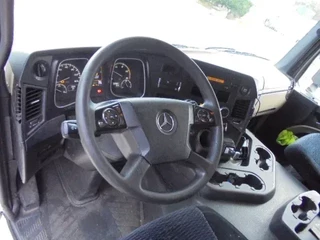 Mercedes-Benz Actros 2014 - 1940 NL TRUCK imagem 8