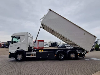 Scania R 2017 - R500 NGS 6x2 - Food tipper 4 compartments - Loadlift - Compressor - Retarder - Full air obrazek 36