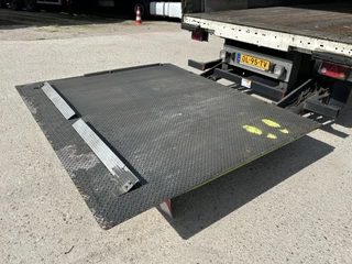 System Trailers PRSH18-1TRI 2012 - / Roof Damage - Dach Schade bild 6