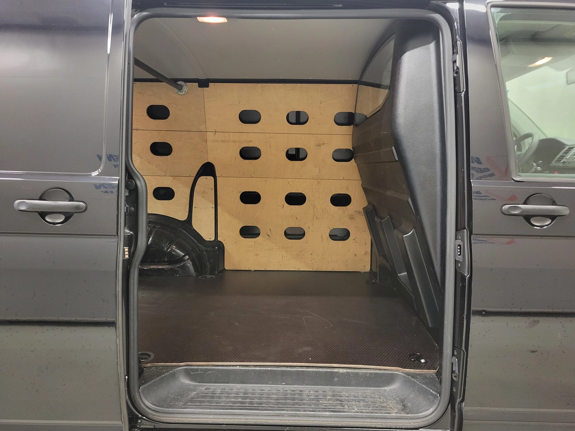 Volkswagen Transporter 2018 - 2.0TDI Euro 6! изображение 7