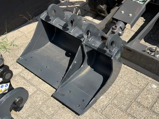 XCMG N/A 2026 - XE10e Rupsgraafmachine Snelwissel + Joysticks & Bakkenset KUBOTA MOTOR zdjecie 7