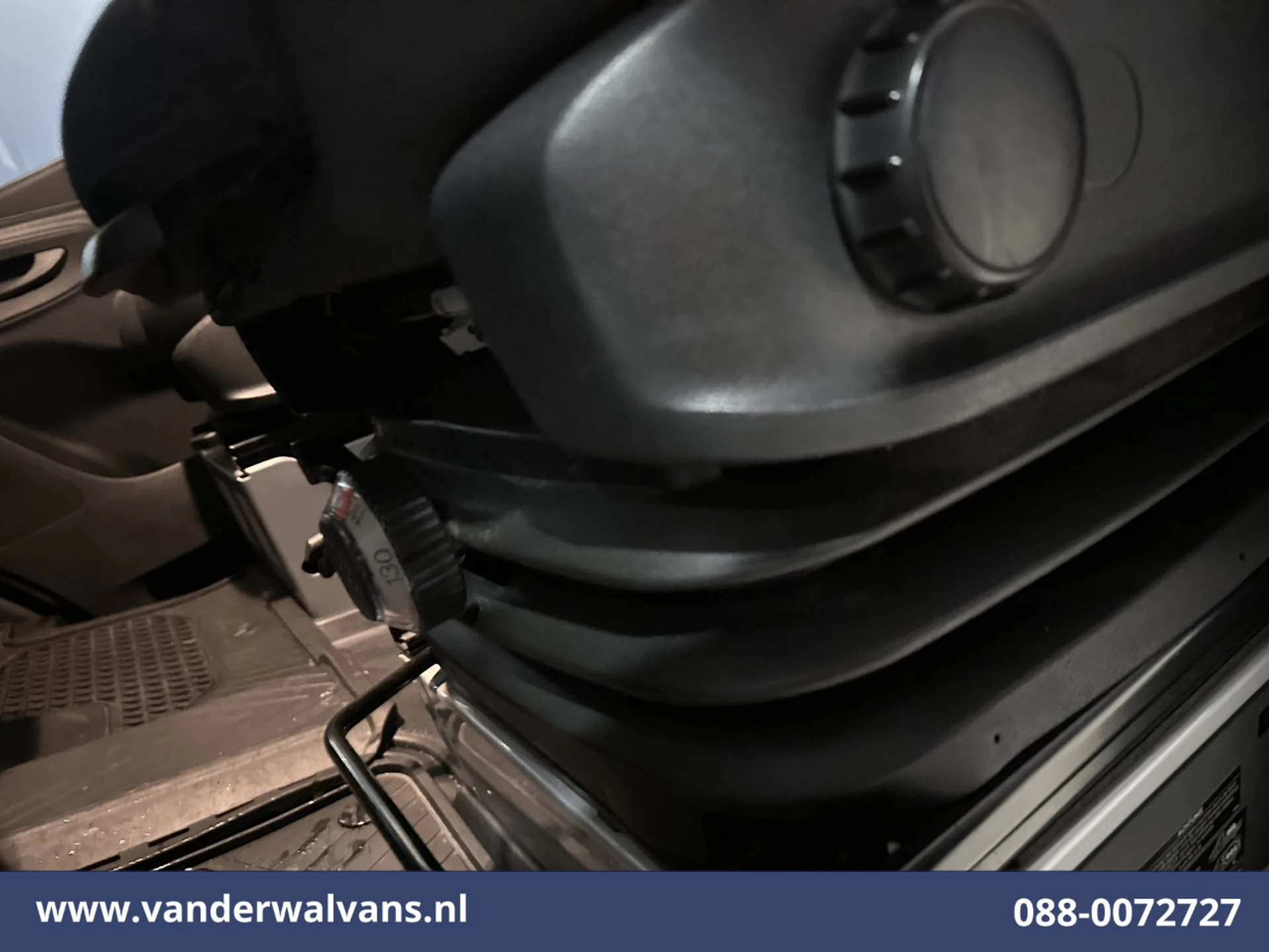 Mercedes-Benz Sprinter 2021 - 315 CDI 150pk L2H1 Euro6 Airco | Camera | Apple Carplay | Chauffeursstoel obrázek 4