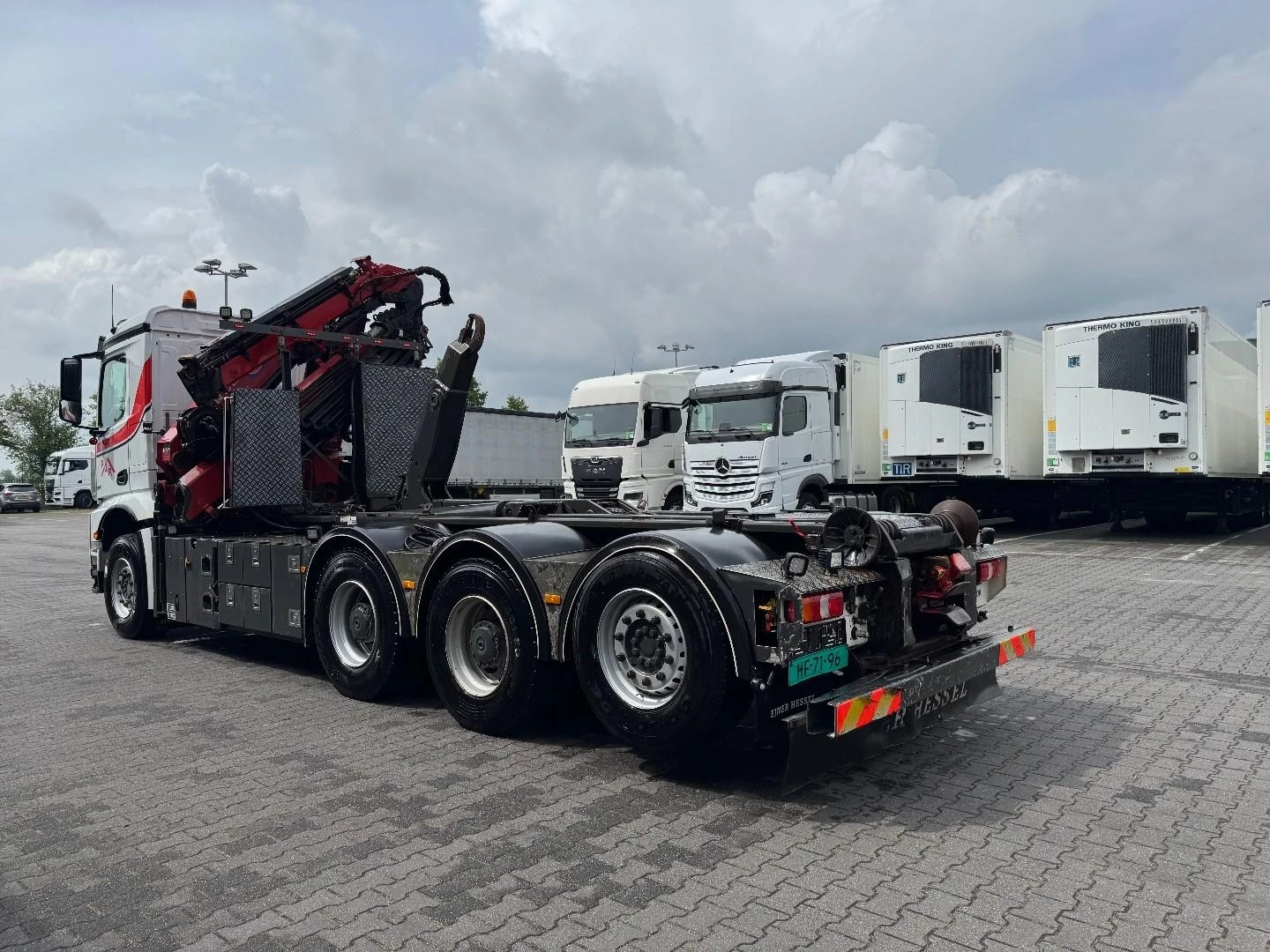 Mercedes-Benz Arocs 3251 8x4,hooklift,HMF 3220 k5 jib k4 ,winch 2019 afbeelding 8