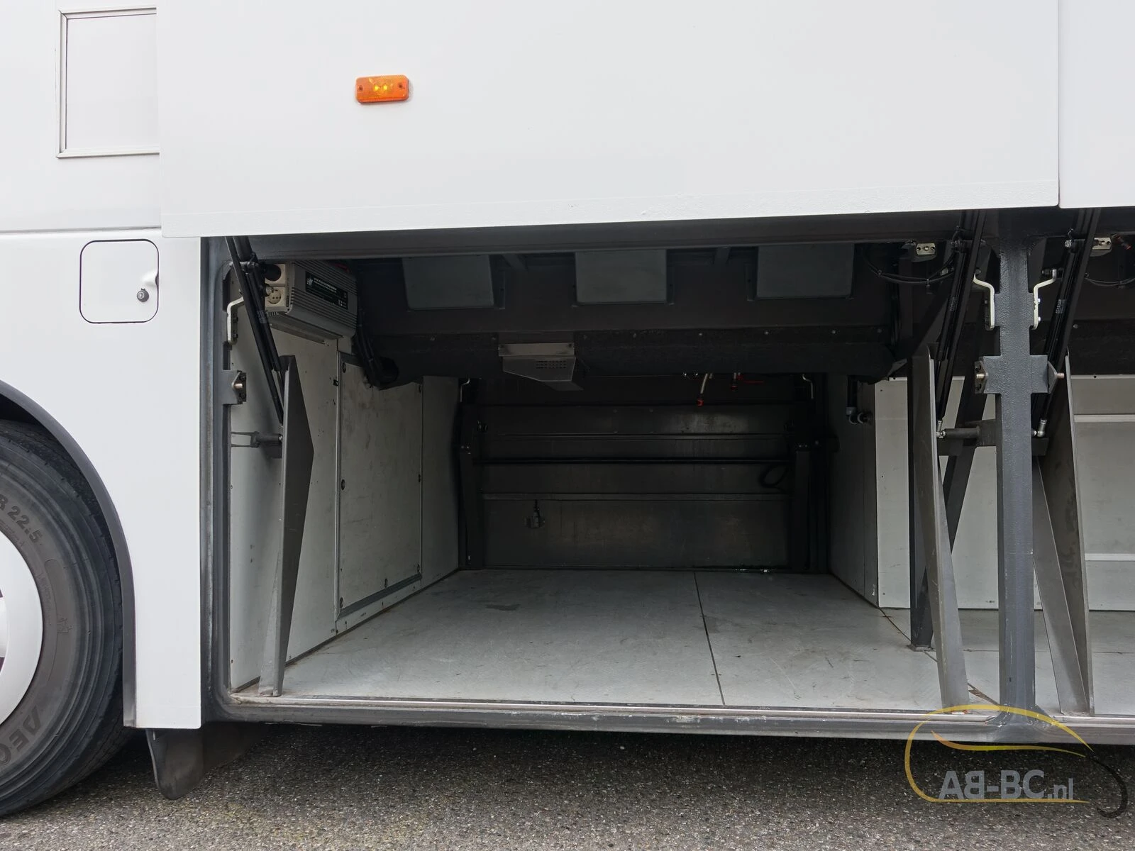 Volvo 9500H - 59 Seats EURO 6 2015 afbeelding 34