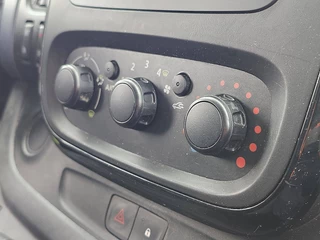 Opel Vivaro 2017 - 1.6 image 10