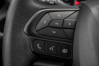 Iveco Daily 2023 - 35S14V L2H2 | 140PK | 3.5T Trekgewicht | Cruise | Climate zdjecie 16